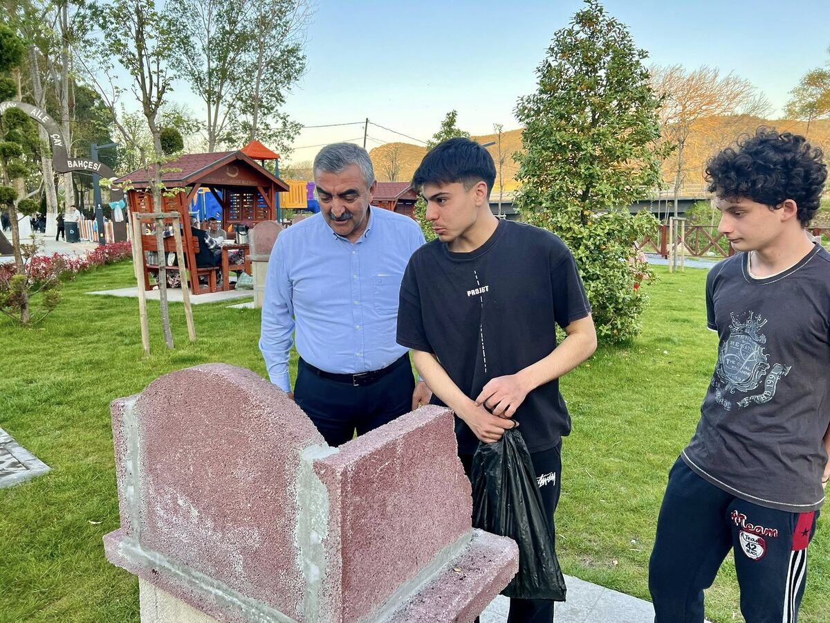 Başkan Orhan Gaga Mesire Alanında Vatandaşlarla Buluştu 681426738 1653895386740006 672813492088632117 n - Marmara Bölge Gazetesi