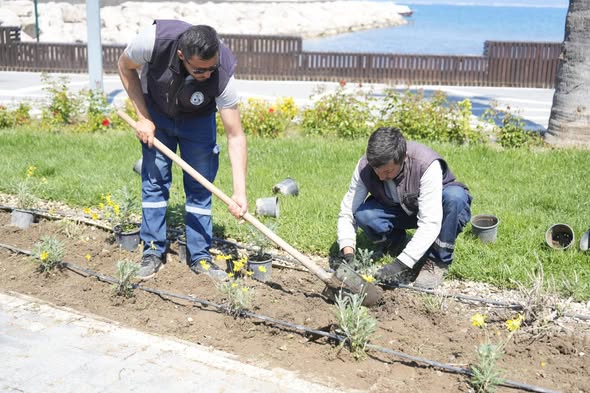 Burhaniye’de Baştan Aşağı Yenileniyor 686895095 1440355058130858 4245475992449614410 n - Marmara Bölge Gazetesi