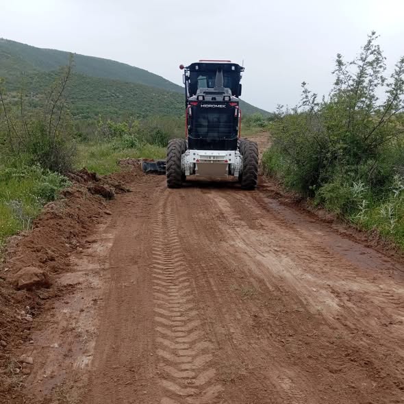Bigadiç Belediyesi, kırsal mahallelerde ulaşımı daha güvenli ve konforlu hale