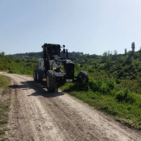 Bigadiç Belediyesi, kırsal mahallelerde ulaşımı daha güvenli ve konforlu hale