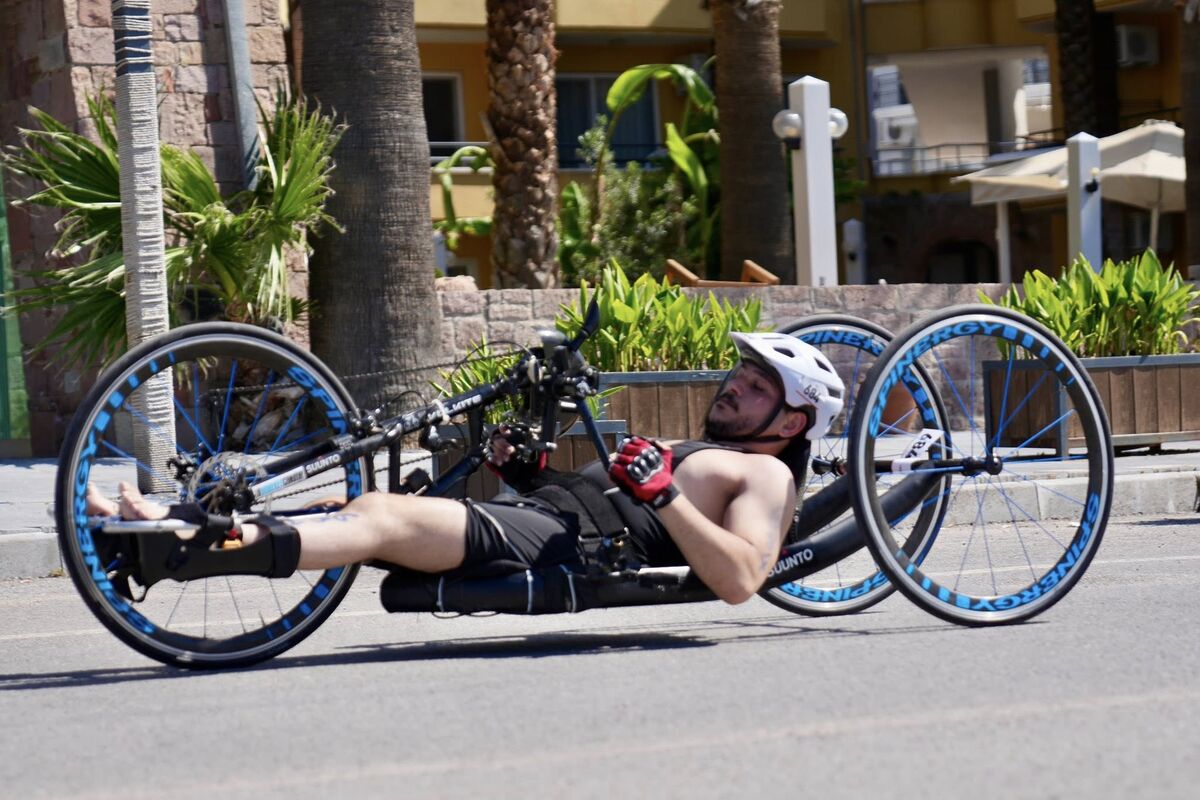 Ayvalık’ta Triatlon Coşkusu 701296506 1291236763181404 2119104305596645345 n - Marmara Bölge Gazetesi