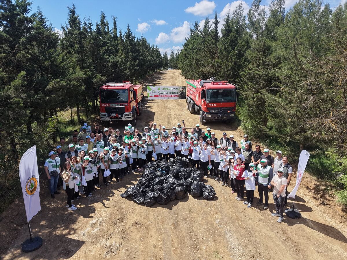 Balıkesir’de “Orman Benim” etkinliği kapsamında öğrencilerden kamu kurumlarına kadar yüzlerce