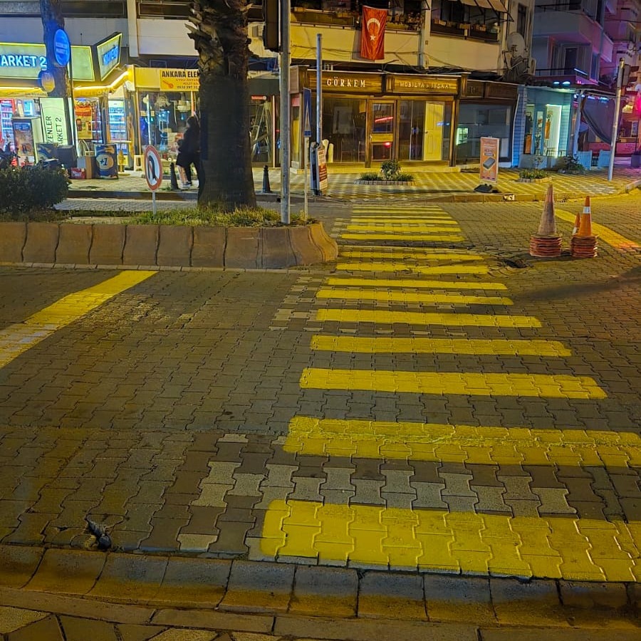 Dikkatler, Edremit’in Üzerinde! 702546682 991175926606766 9128740848132092856 n - Marmara Bölge Gazetesi