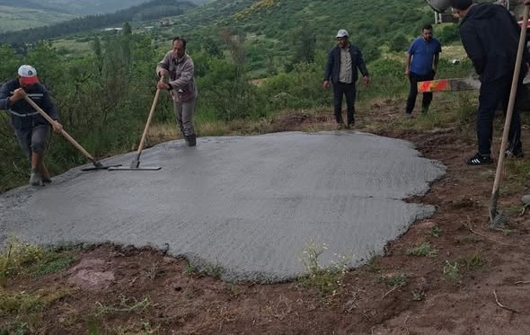 Bigadiç Belediyesi tarafından sokak hayvanları için yapımına başlanan hayvan barınağında