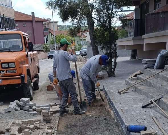 İvrindi’de Hizmet Seferberliği Sürüyor 706091446 122221833632335762 791404627820559704 n - Marmara Bölge Gazetesi