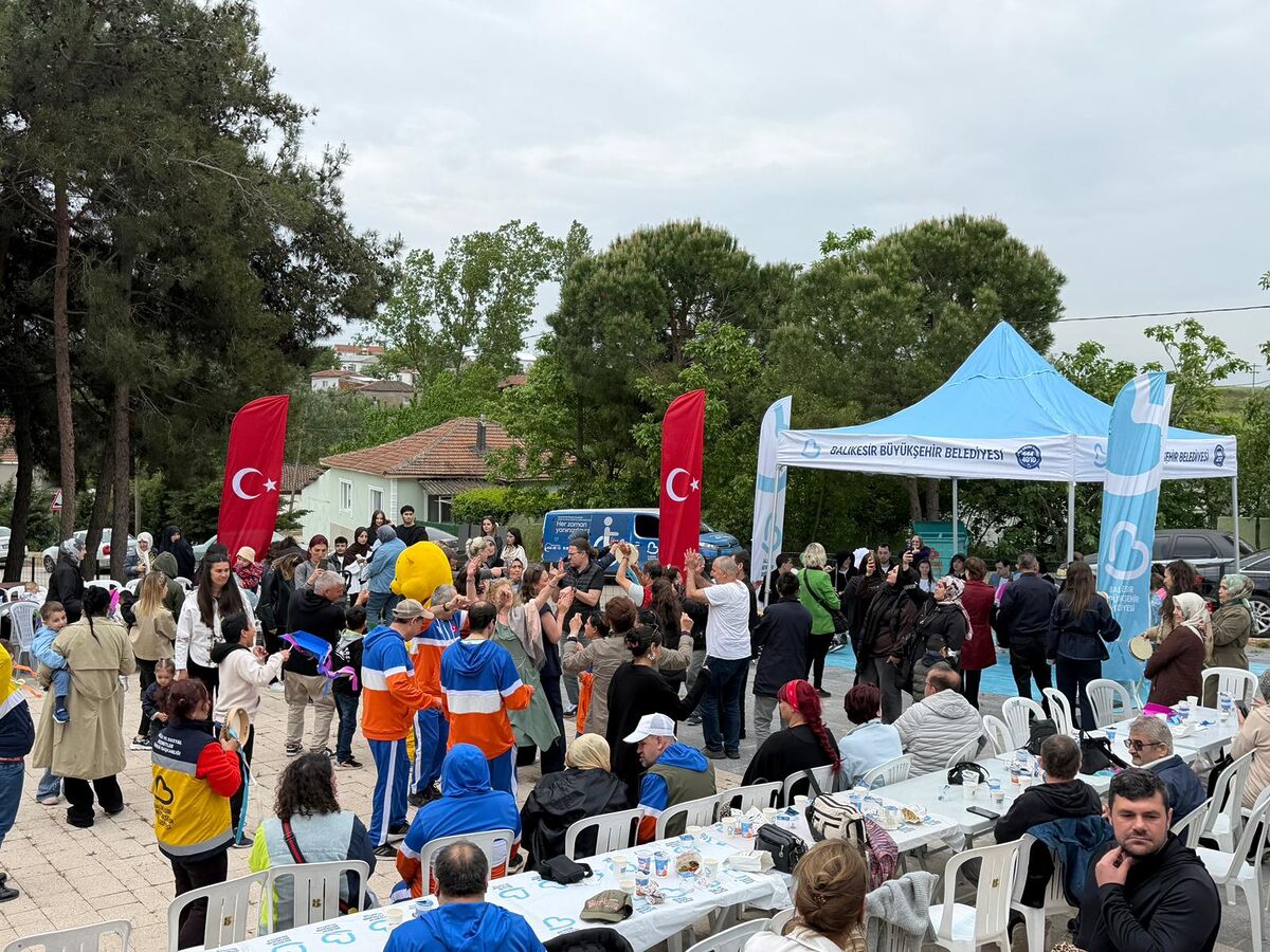 Bandırma’da Engelsiz Bahar Şenliği Coşkusu 77fd104c eb2e 4ae2 b011 f69fe33cf9ea - Marmara Bölge Gazetesi