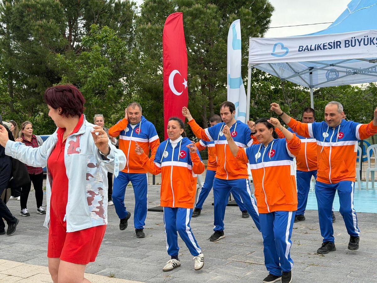 Bandırma’da Engelsiz Bahar Şenliği Coşkusu 8820a9d3 bb9c 4c0a a0b8 29e2e49fb953 - Marmara Bölge Gazetesi