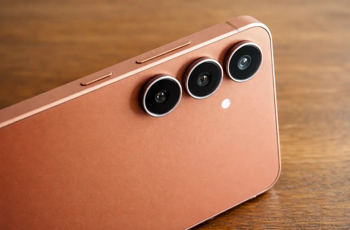 Samsung’un orta segmentte dengeleri değiştirmesi beklenen yeni modeli Galaxy M47,