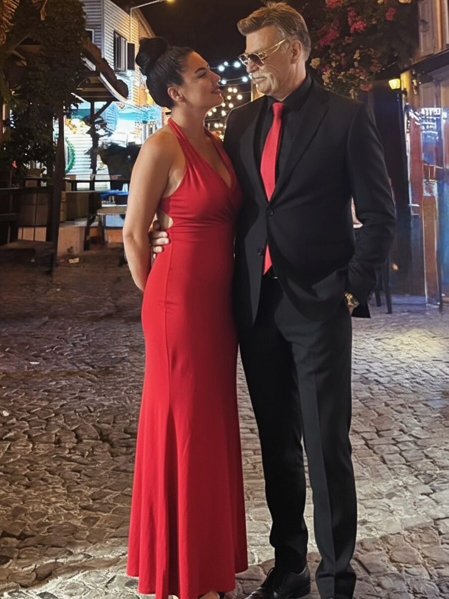 Nuri Alço’nun Kendisinden 33 Yaş Küçük Eşiyle Videosu Olay Oldu! Senin bana nasip olman sahsi hayatimin en deger bicilmez talihidir… ❤️ - Marmara Bölge Gazetesi