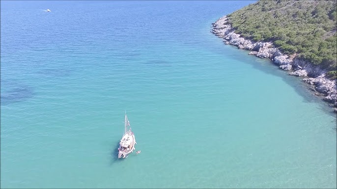 Turkuaz Denizi ve Altın Sarısı Sahiliyle Bu Koy Doğaseverlerin Vazgeçilmez Rotası Urla Papaz Koyu 1 - Marmara Bölge Gazetesi
