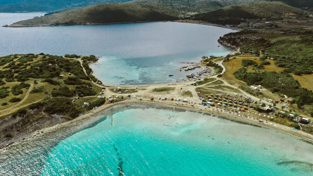 Turkuaz Denizi ve Altın Sarısı Sahiliyle Bu Koy Doğaseverlerin Vazgeçilmez Rotası Urla Papaz Koyu 1 - Marmara Bölge Gazetesi