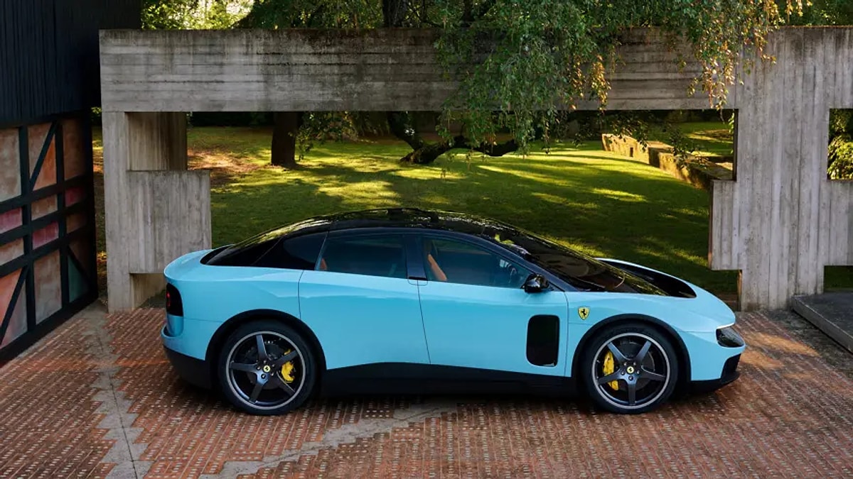 Otomotiv dünyasının efsane markası Ferrari, tarihindeki ilk tamamen elektrikli ve