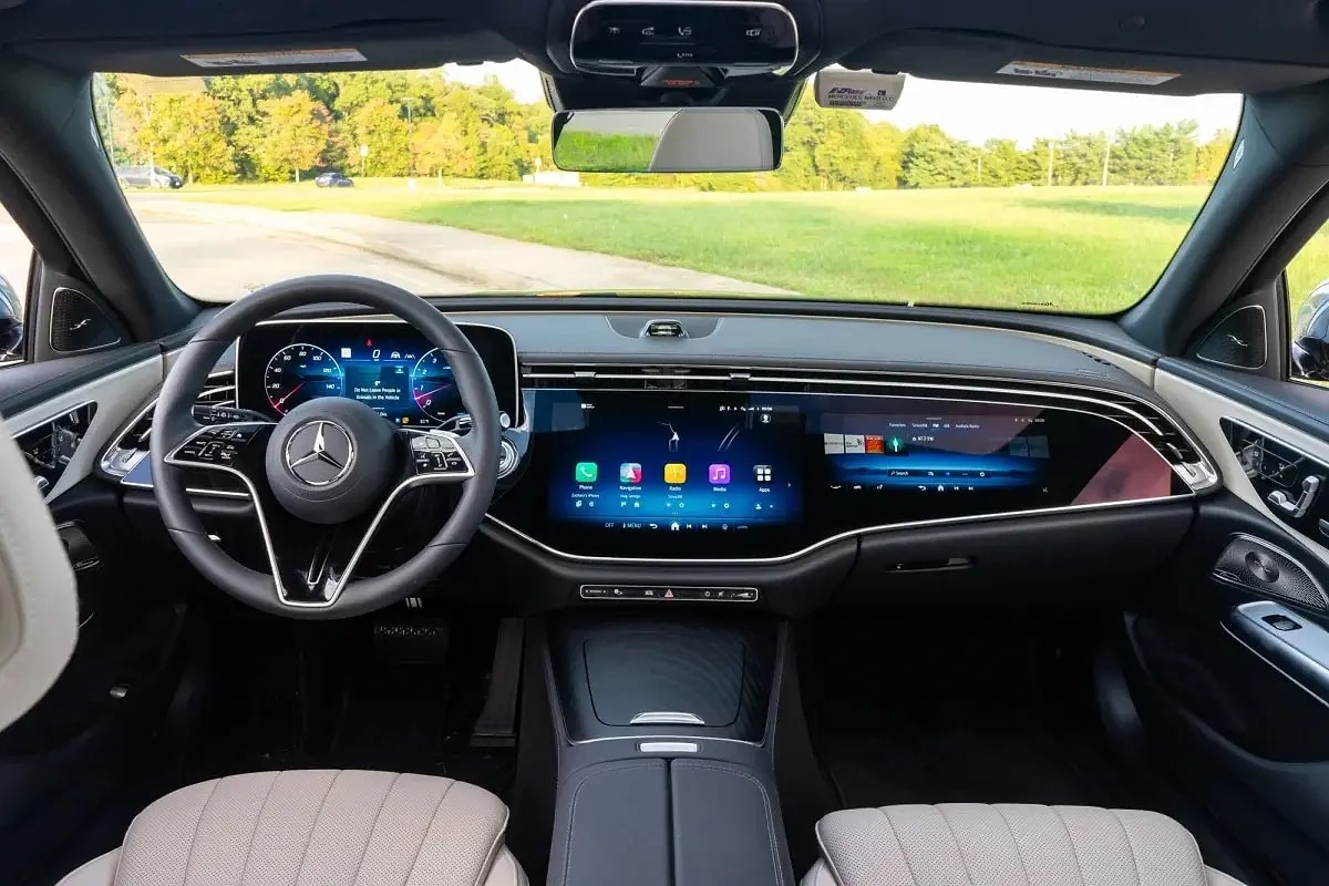 Alman otomotiv devi Mercedes-Benz, dünya çapında yüz binlerce aracı ilgilendiren