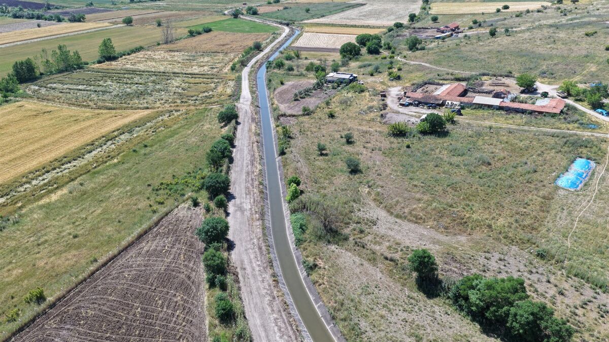 Pamukçu-Aslıhantepecik Ovası’nda üç yıldır yaşanan sulama suyu sorunu sona erdi.
