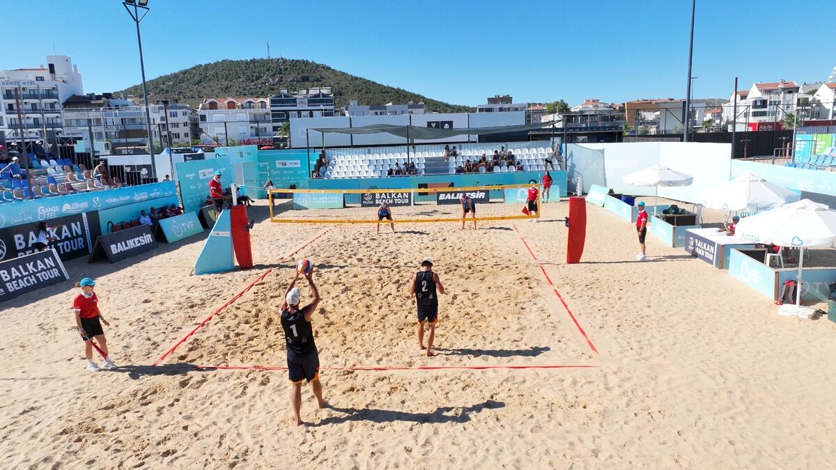 Balıkesir’in Ayvalık ilçesindeki Sarımsaklı Plajı, BVA Plaj Voleybolu Balkan Beach