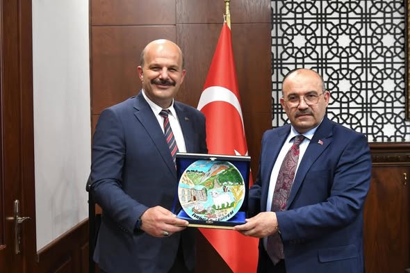 Balıkesir'de Büyük Güreş Heyecanı Başlıyor 710118771 122222595224335762 7489170324179780596 n - Marmara Bölge Gazetesi
