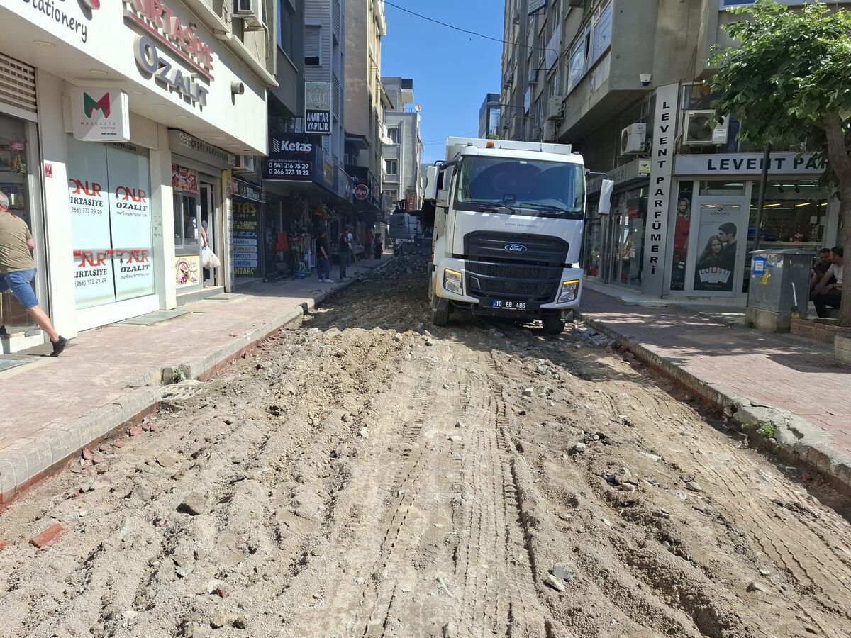 Edremit’ten Yakın Takip! 714670904 1002864818771210 7329733891633143897 n - Marmara Bölge Gazetesi