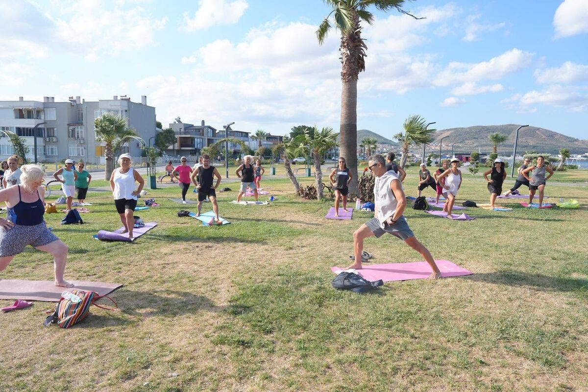 Burhaniye Belediyesi, yaz sezonunda vatandaşların daha sağlıklı ve aktif bir