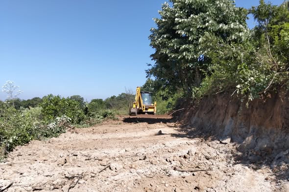 Susurluk Belediyesi Fen İşleri Müdürlüğü ekipleri, merkez ve kırsal mahallelerde