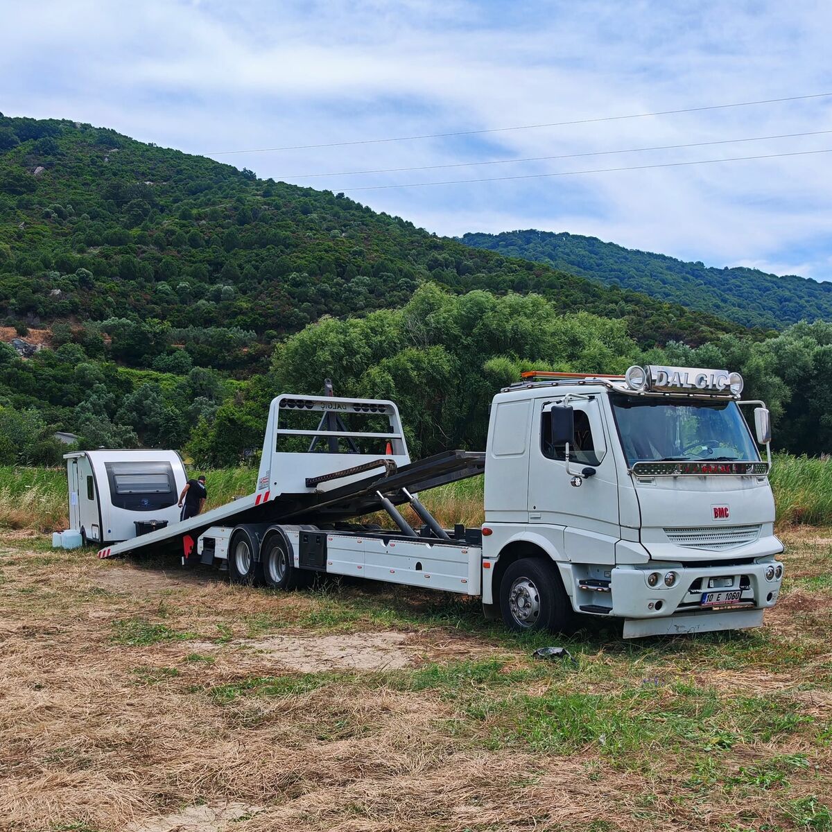 Erdek Belediyesi, sahil bantları, parklar ve yeşil alanlarda kurallara aykırı