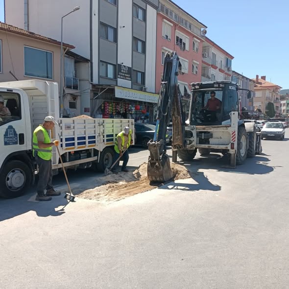 Bigadiç Belediyesi, ilçe genelinde ulaşım kalitesini artırmak ve vatandaşların daha