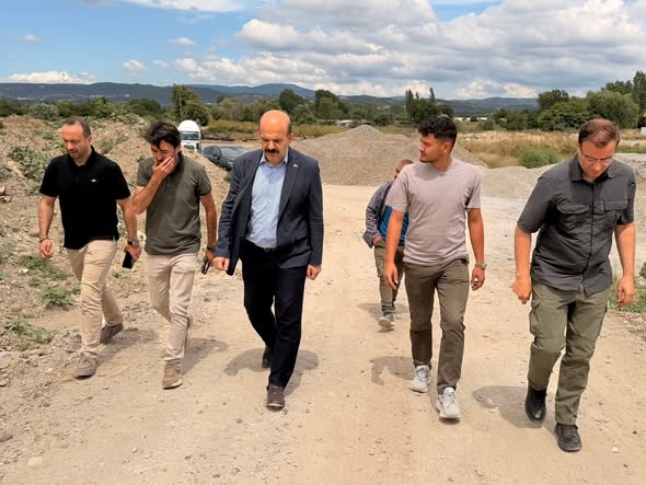 İvrindi’de Parklardan Yollara Büyük Dokunuş 725146962 122224484378335762 8405430672458520227 n - Marmara Bölge Gazetesi