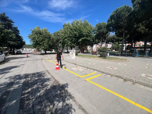 Burhaniye Belediyesi, Bahçelievler Mahallesi'nde hayata geçirilecek yeni pazar yeri projesi