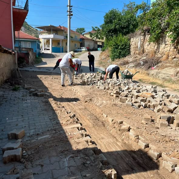 Bigadiç Belediyesi, ilçe genelinde altyapının daha sağlıklı ve sorunsuz hale