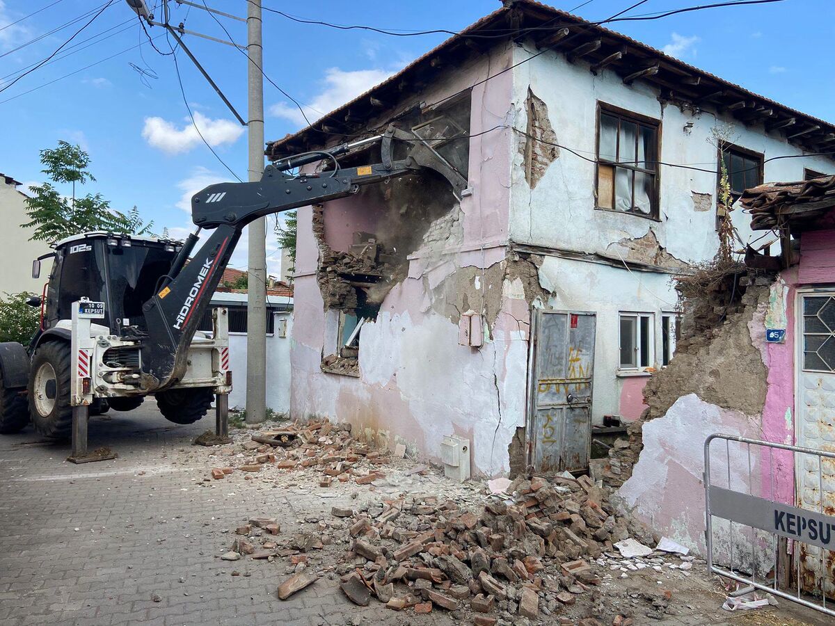 Sağlıktan Ulaşıma Kepsut’ta Yoğun Mesai Devam Ediyor 728760405 4410161462605374 2743478149145554600 n - Marmara Bölge Gazetesi
