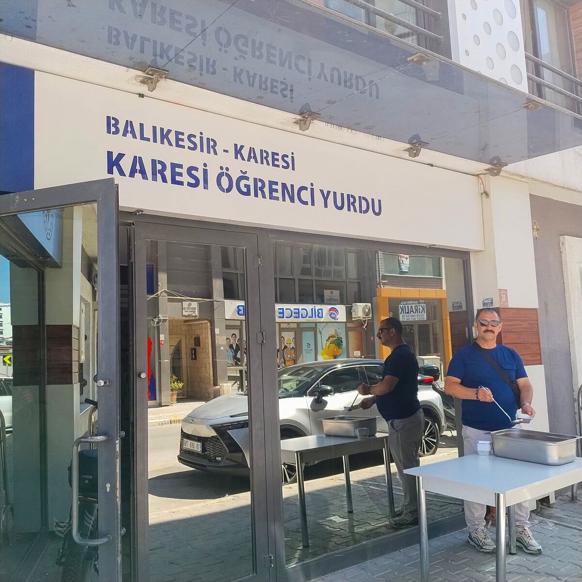 Balıkesir'de Binlerce Öğrenciye Aşure İkramı! 732813596 1756372088989856 6540916582810011322 n - Marmara Bölge Gazetesi