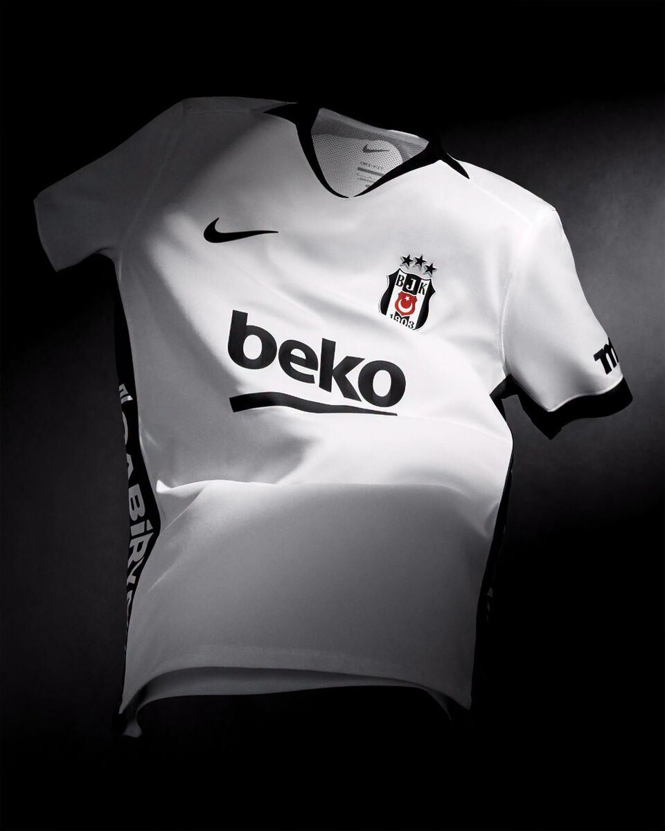 Beşiktaş'tan 2026-2027 Sezonu Formalarını Tanıttı 733529543 977004482036629 6563062189250026854 n - Marmara Bölge Gazetesi