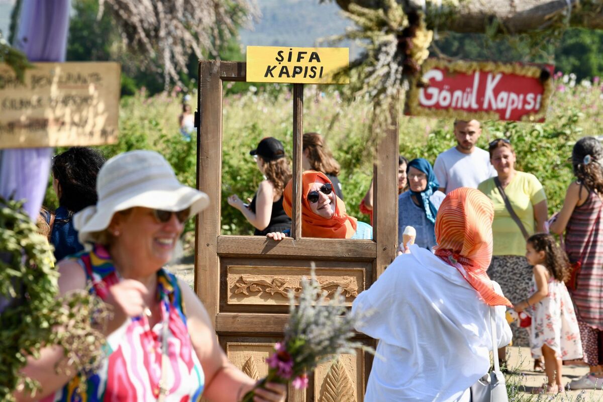 Balıkesir’de bu yıl 7’ncisi düzenlenecek Uluslararası Aromaterapi Festivali için stant