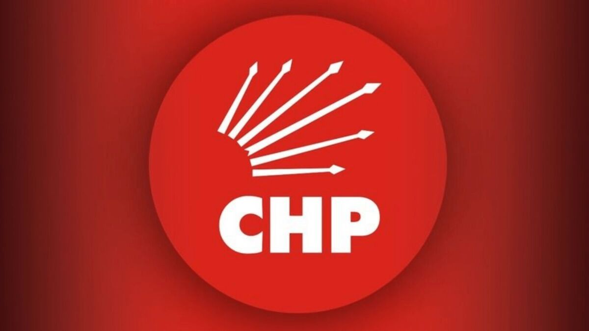 Cumhuriyet Halk Partisi'nde (CHP) yaşanan kurultay ve yönetim tartışmalarının ardından