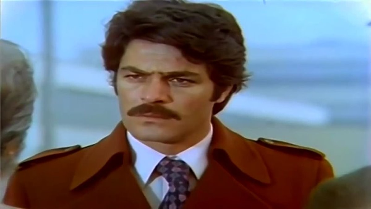 Yeşilçam'a Damga Vuran Kadir İnanır'ın En Unutulmaz 10 Filmi Dervis Bey 1978 - Marmara Bölge Gazetesi