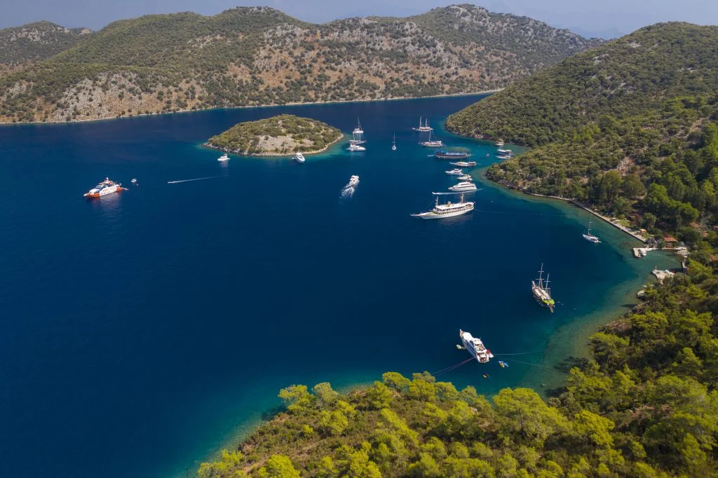 Turkuaz Deniz ve Çam Ormanlarıyla Çevrili Göcek’te 3 Saklı Koy GOCEK KOY 1 1 - Marmara Bölge Gazetesi
