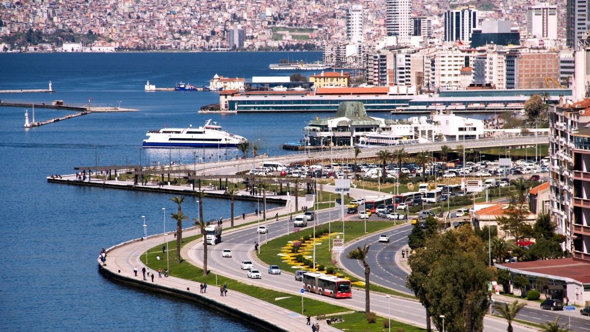Sabah Çık Akşam Dön: Bir Günde İzmir’de Nereye Gidilir, Ne Yenir? IZMIR 11 - Marmara Bölge Gazetesi