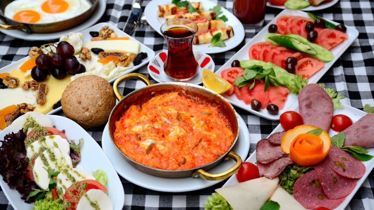 Kazdağları'nın Eteklerinden Ege'nin Mavisine: Balıkesir'in En Güzel Kahvaltı Rotaları KAHVALTII 2 - Marmara Bölge Gazetesi