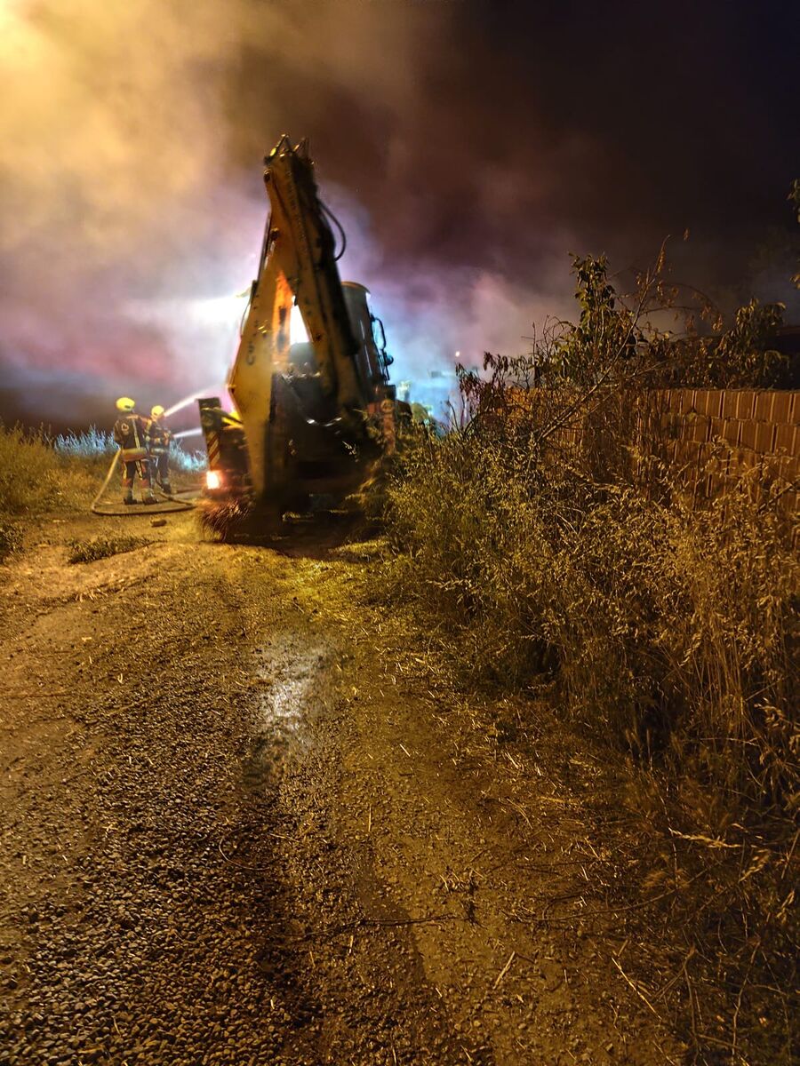 Balıkesir’de Dam Yangını! WhatsApp Image 2026 06 12 at 10.10.18 - Marmara Bölge Gazetesi