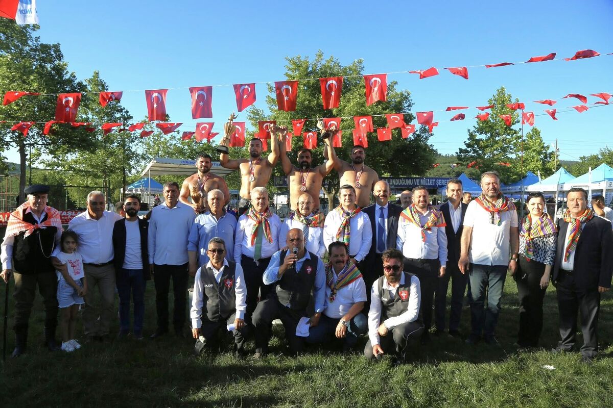 Balıkesir’de Pehlivanlar Er Meydanında YAGLI GURES 10 - Marmara Bölge Gazetesi