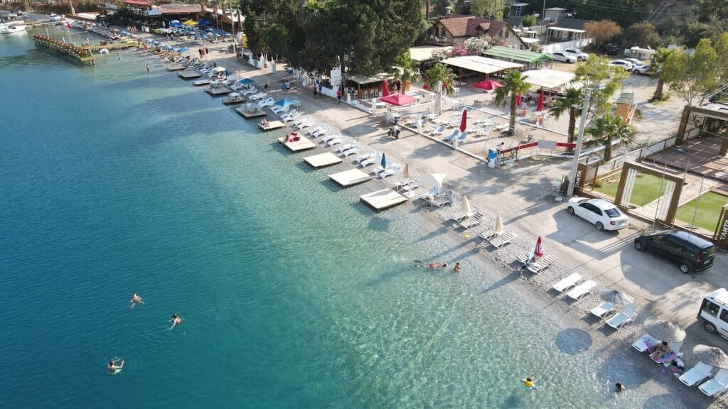 Muğla’nın Saklı Koyunda Huzur Dolu Yaz Tatili akbuk koyu ve plaji hakkinda her sey 1024x576 1 - Marmara Bölge Gazetesi