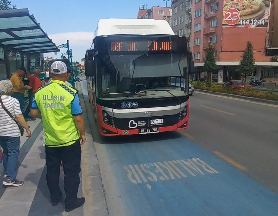 Balıkesir’de Toplu Taşıma Araçlarına Denetim bebecb13 9701 4ff1 8b83 23de86f698cf - Marmara Bölge Gazetesi