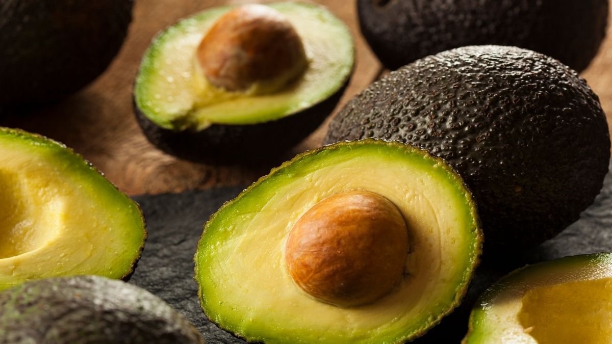 Avokado, son yıllarda sağlıklı beslenme listelerinin vazgeçilmez besinlerinden biri haline