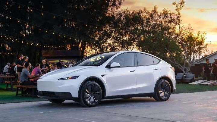 Tesla'da Büyük Geri Dönüş! Avrupa Satışları Şirketi Harekete Geçirdi image 2026 06 28T110731.647 - Marmara Bölge Gazetesi
