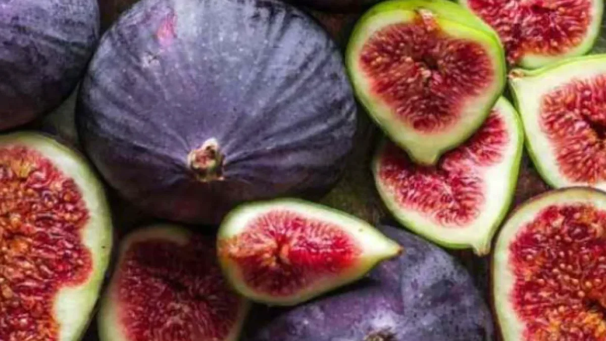 Yaz mevsiminin en sevilen meyvelerinden biri olan incir, lezzetinin yanı