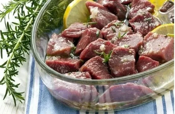 Sağlıklı beslenme denildiğinde çoğu zaman yalnızca tüketilen ürünlerin doğal ve