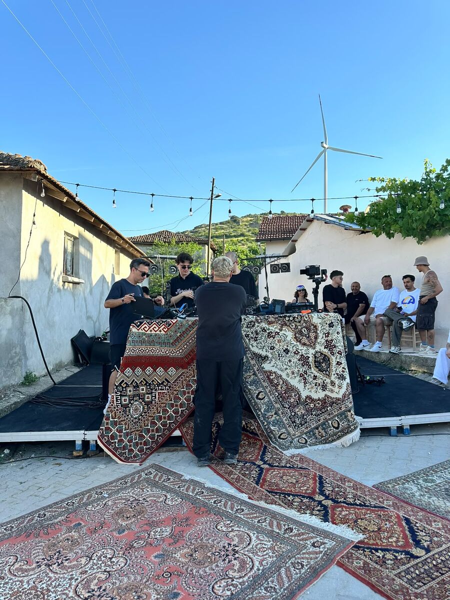 Ünlü DJ Mahmut Orhan'dan Memleketi Balıkesir’de Köy Konseri mahmut orhan 12 - Marmara Bölge Gazetesi