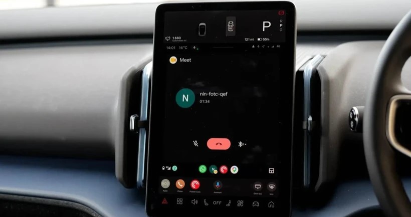 Google, araç içi deneyimi geliştirecek yeni özelliğini Android Auto kullanıcılarına