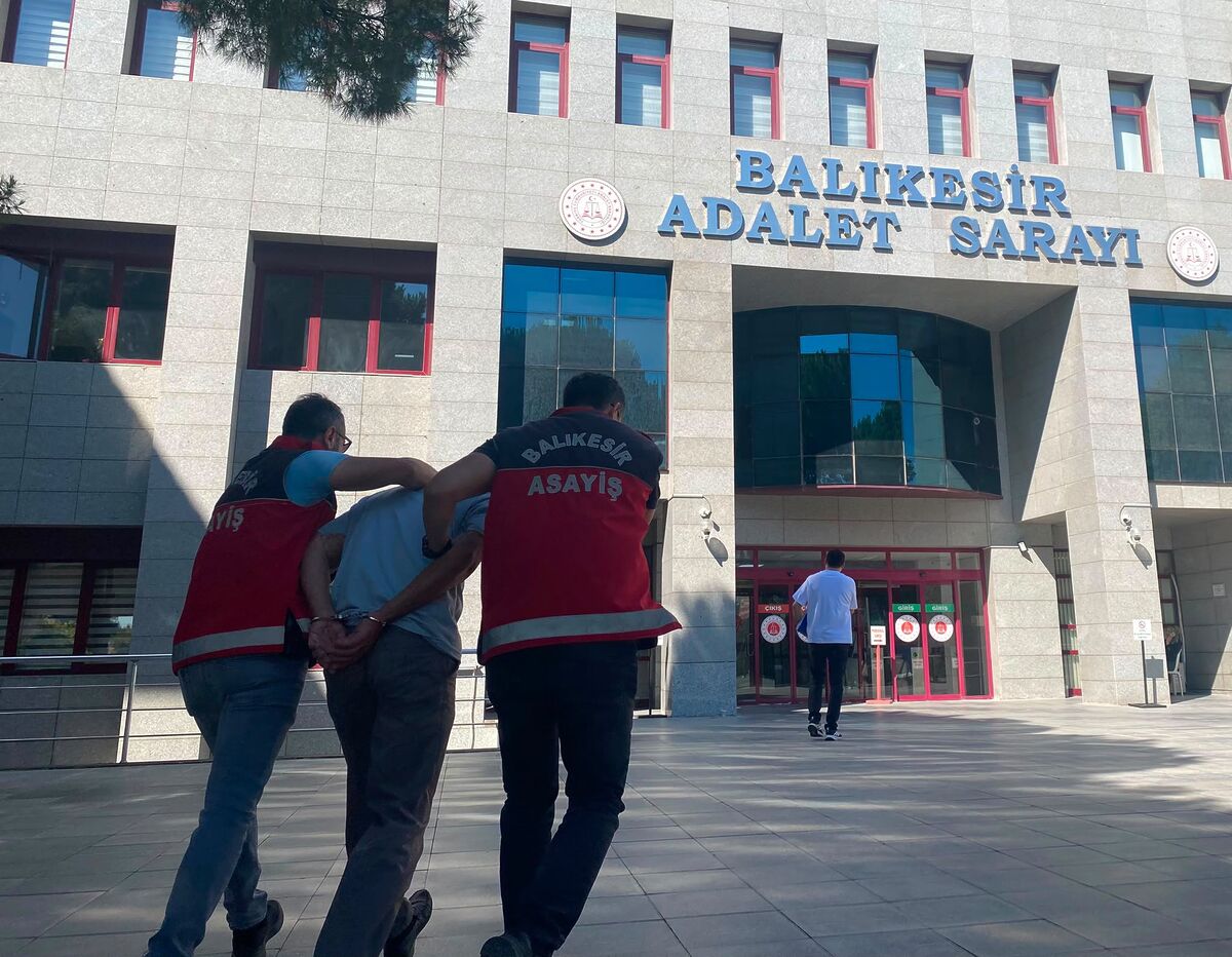 Balıkesir’de 21 Yıllık Yangın Cinayeti Çözüldü 13c923ae 9bba 47d4 a831 99fb914b14ec - Marmara Bölge Gazetesi