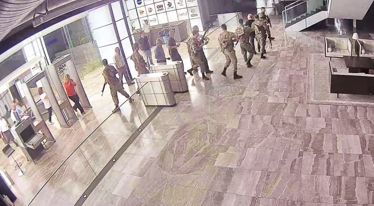 15 Temmuz Gecesi Hafızalara Kazınan Fotoğraflar ve Unutulmayan Hikâyeler 15 Temmuz Gecesi Hafizalara Kazinan Fotograflar ve Unutulmayan Hikayeleri 13 - Marmara Bölge Gazetesi