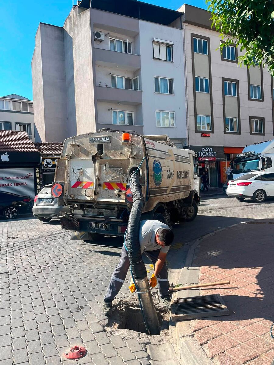 Gönen'de Hizmet Seferberliği! Belediye Ekipleri Sahada 736248546 1493895232780509 8106797500847516572 n - Marmara Bölge Gazetesi